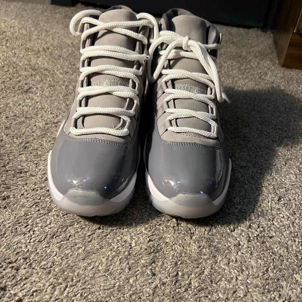 Jordan 11 cool grey 2021 - Picture 2 of 5